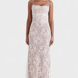 Nora™ Maxi Ruha